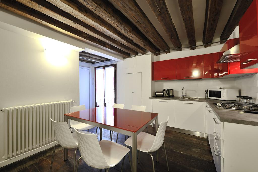 Red Rose Apartamento *
