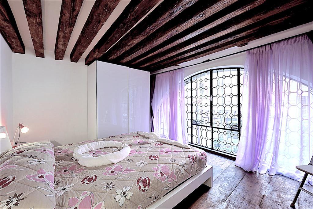 Red Rose Apartamento Venecia